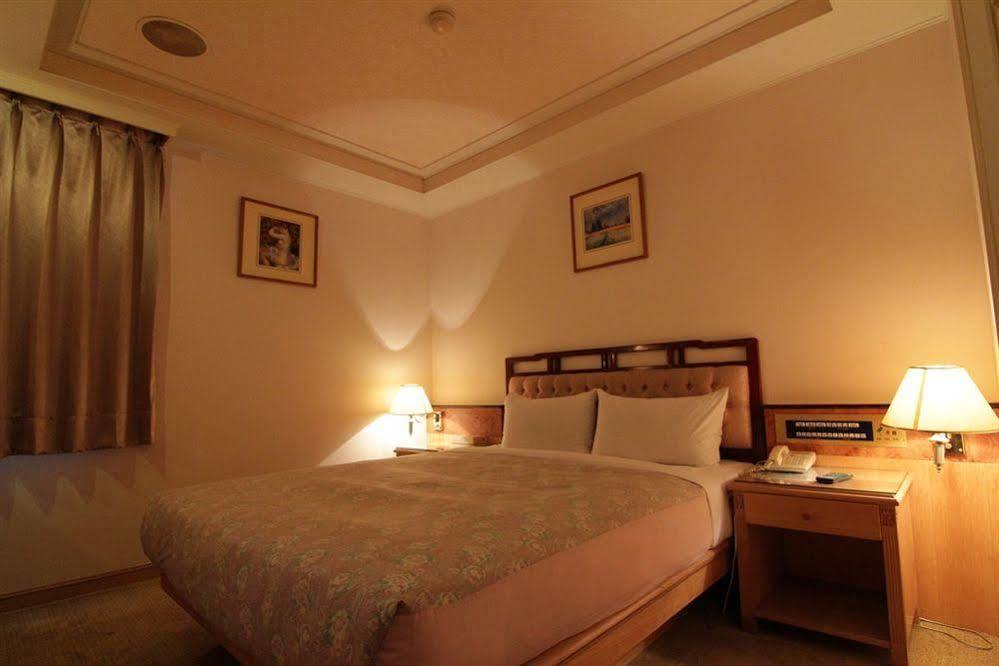 Hara Zuru Hotel Taojüan Kültér fotó
