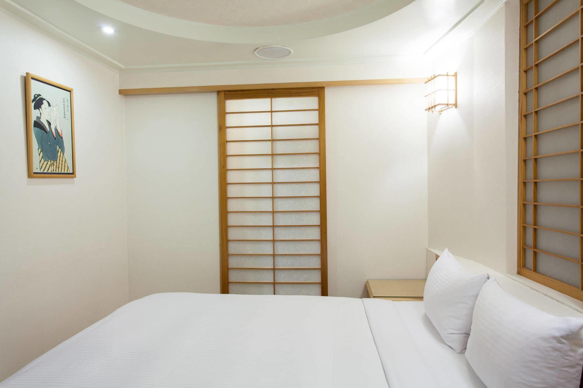 Hara Zuru Hotel Taojüan Kültér fotó